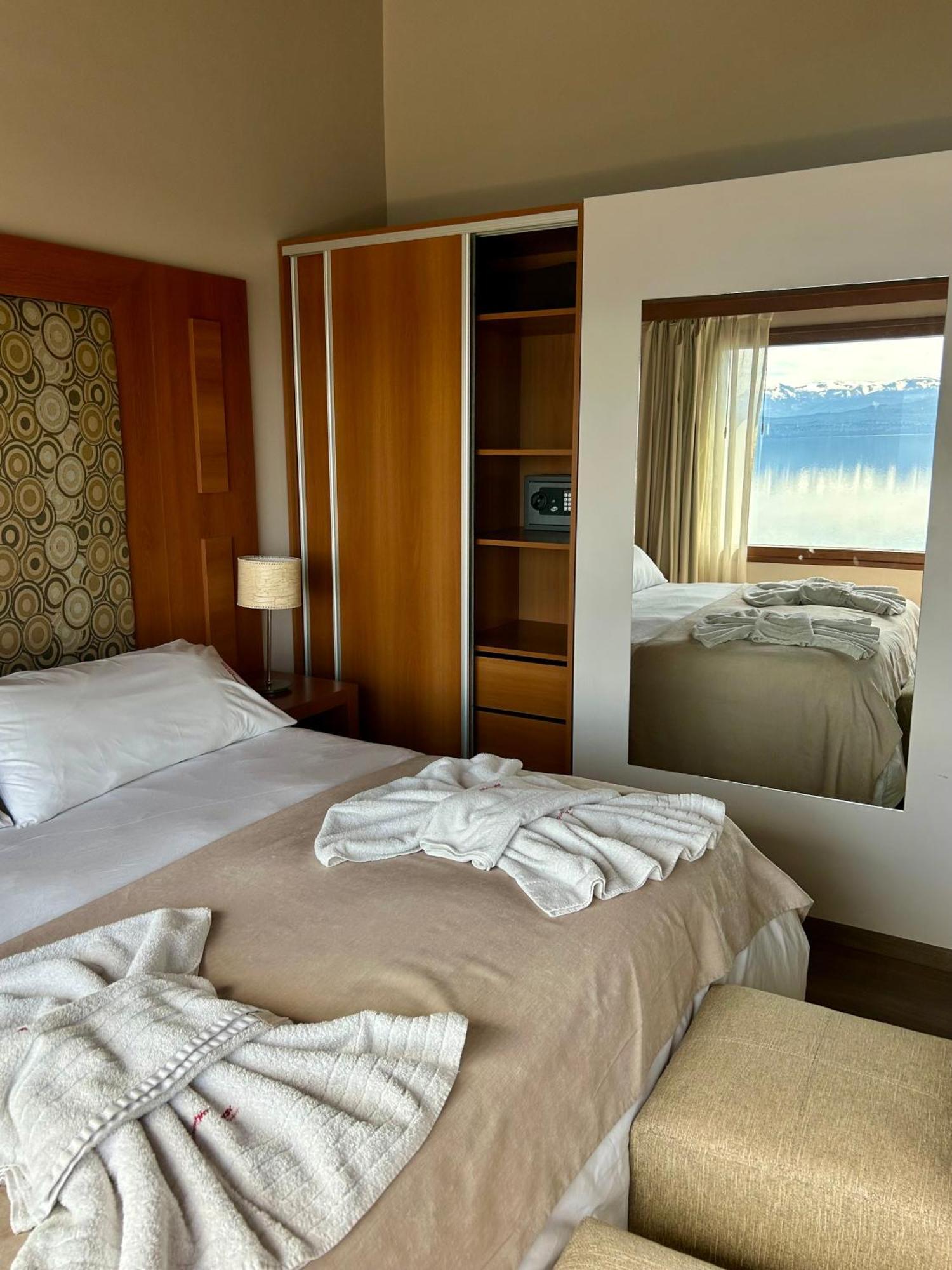 سان كارلوس دي باريلوتشي Bahia Paraiso Apart & Suites المظهر الخارجي الصورة