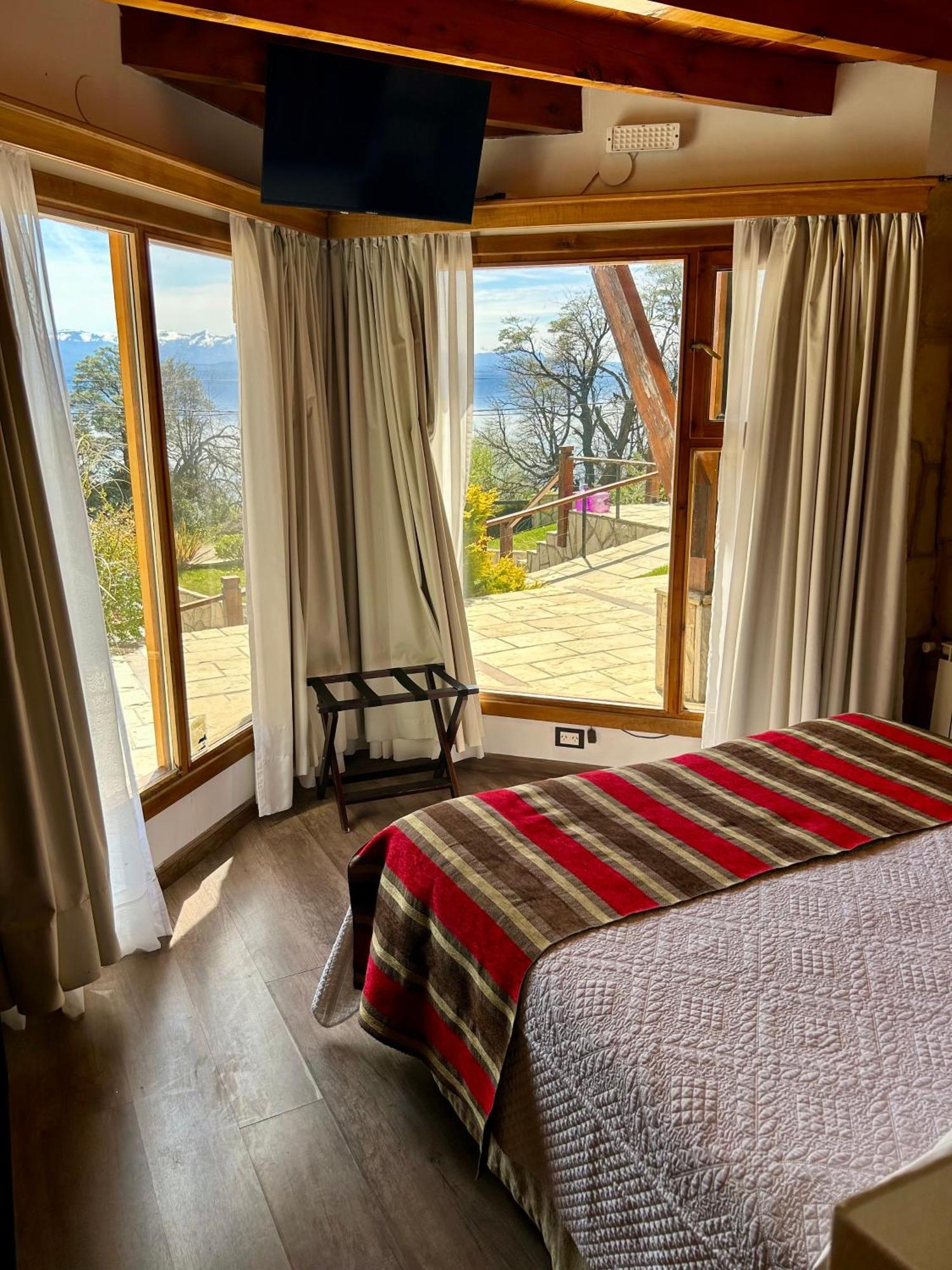 سان كارلوس دي باريلوتشي Bahia Paraiso Apart & Suites المظهر الخارجي الصورة