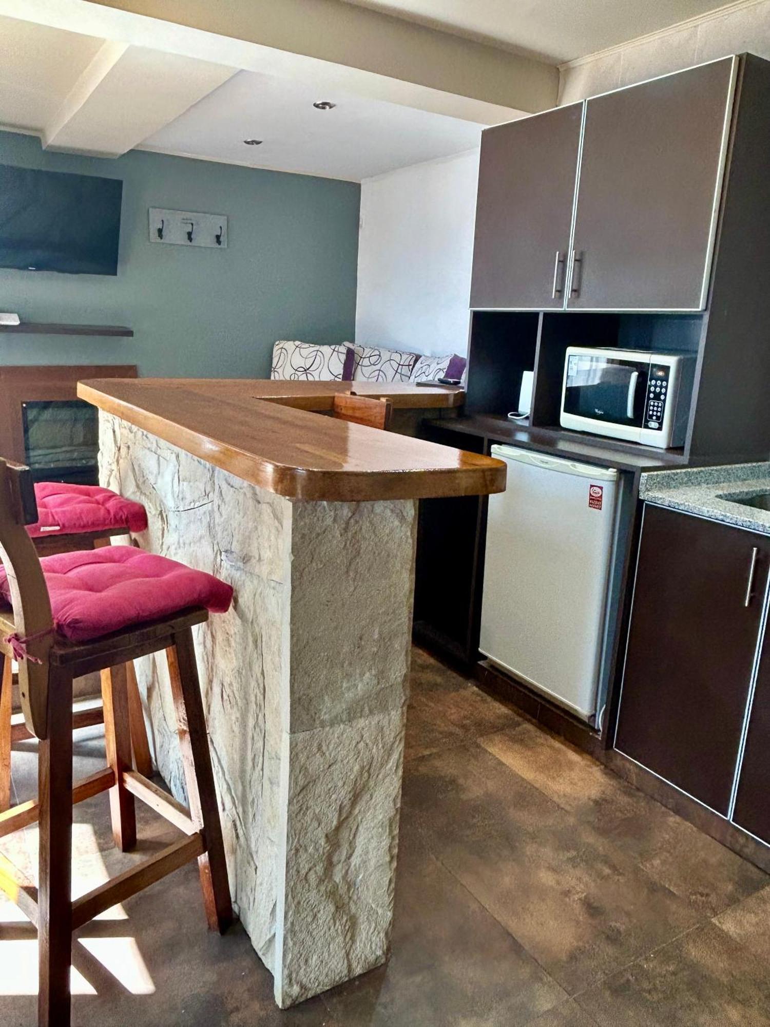 سان كارلوس دي باريلوتشي Bahia Paraiso Apart & Suites المظهر الخارجي الصورة