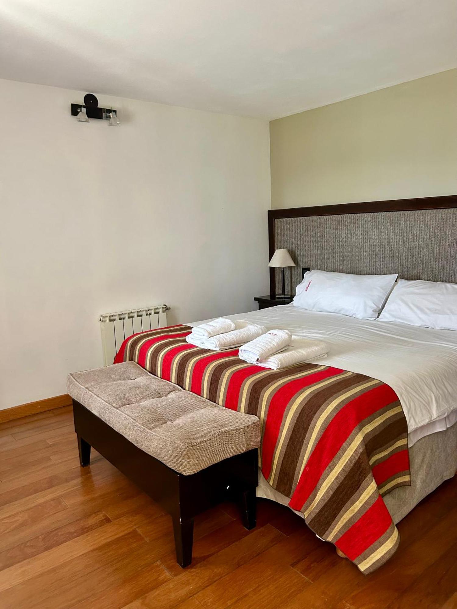 سان كارلوس دي باريلوتشي Bahia Paraiso Apart & Suites المظهر الخارجي الصورة